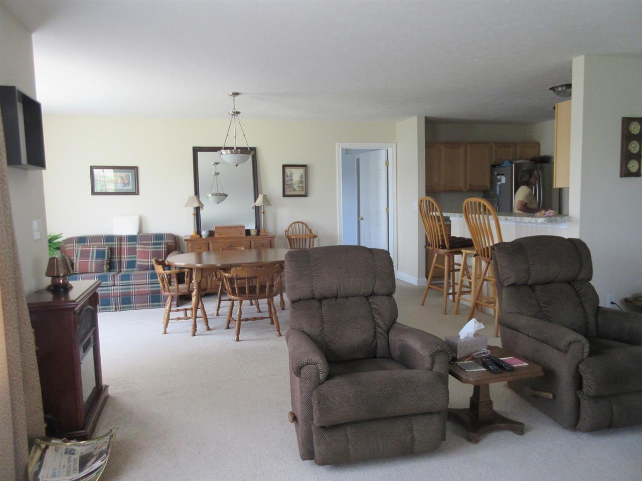 2063 West Arbor Ridge Way Bloomington, IN 47403 - Photo 5 of 27 Gallery Image 5