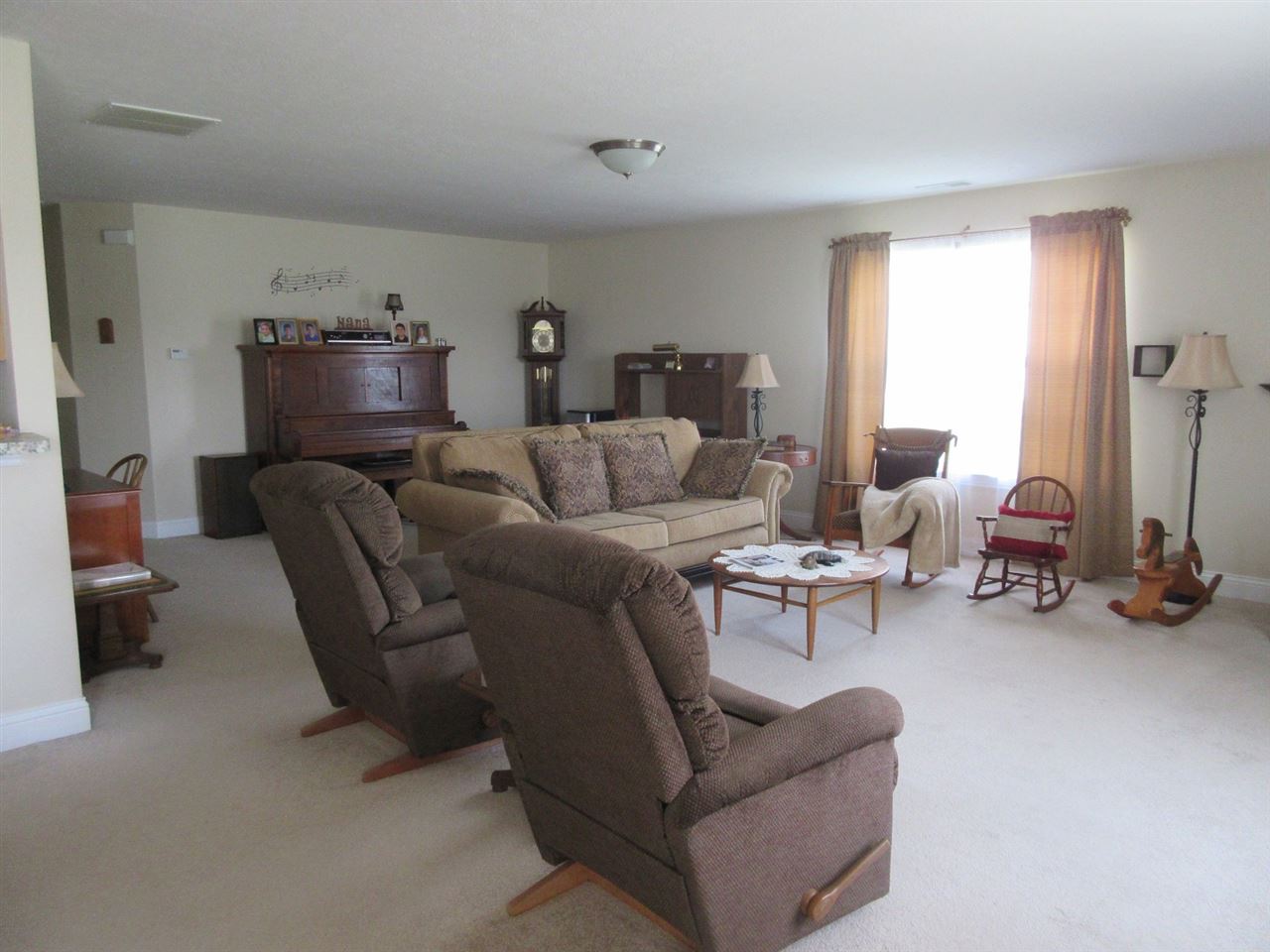 2063 West Arbor Ridge Way Bloomington, IN 47403 - Photo 6 of 27 Gallery Image 6