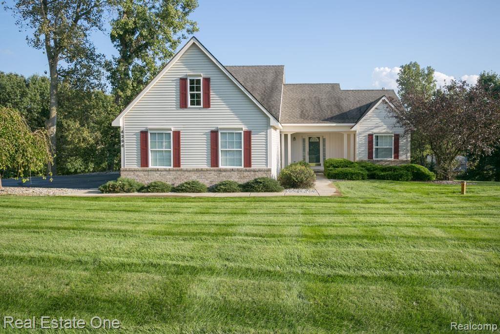 4296 Ridge Court Pinckney, MI 48169 - Photo 35 of 37 4Y0A8958.jpg