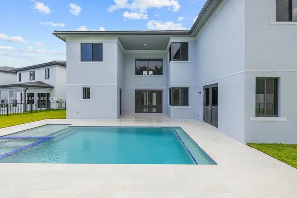 $19,000 | 19749 Northeast 16th Place, Unit 19749, Miami, FL 33179