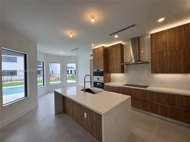 $17,000 | 19749 Northeast 16th Place, Unit 19749, Miami, FL 33179