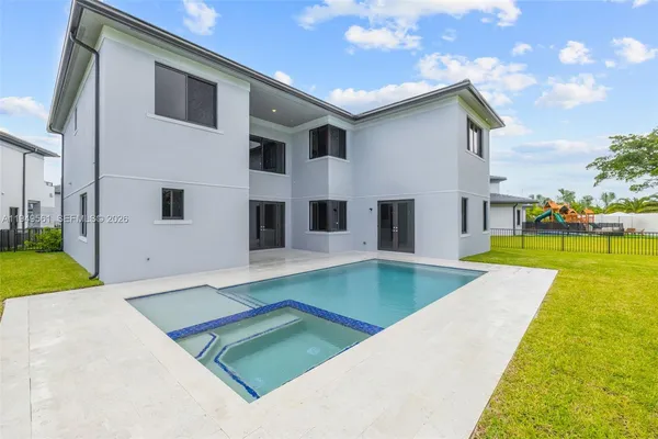 $19,000 | 19749 Northeast 16th Place, Unit 19749, Miami, FL 33179