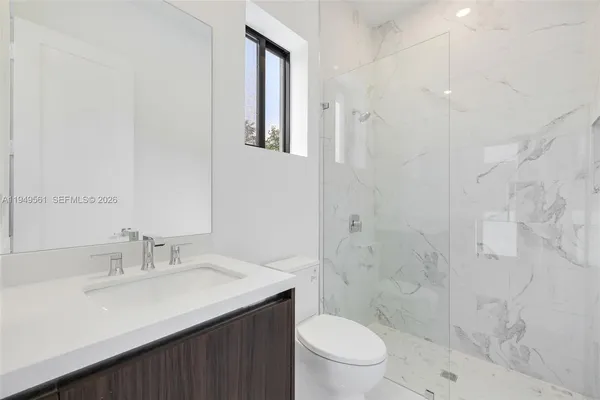 $19,000 | 19749 Northeast 16th Place, Unit 19749, Miami, FL 33179