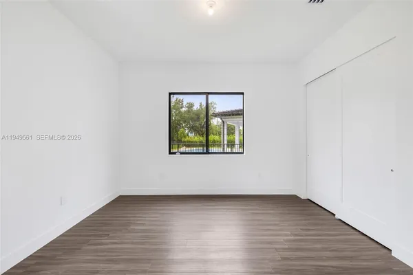 $19,000 | 19749 Northeast 16th Place, Unit 19749, Miami, FL 33179