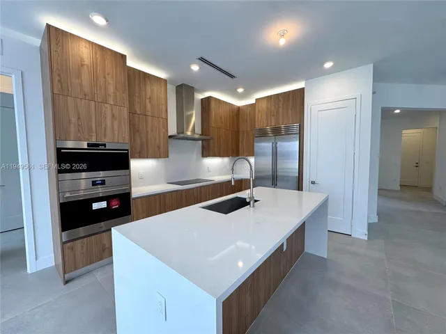 $17,000 | 19749 Northeast 16th Place, Unit 19749, Miami, FL 33179