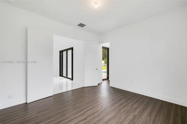 $19,000 | 19749 Northeast 16th Place, Unit 19749, Miami, FL 33179