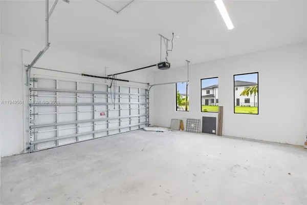 $19,000 | 19749 Northeast 16th Place, Unit 19749, Miami, FL 33179