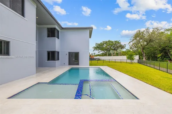 $19,000 | 19749 Northeast 16th Place, Unit 19749, Miami, FL 33179