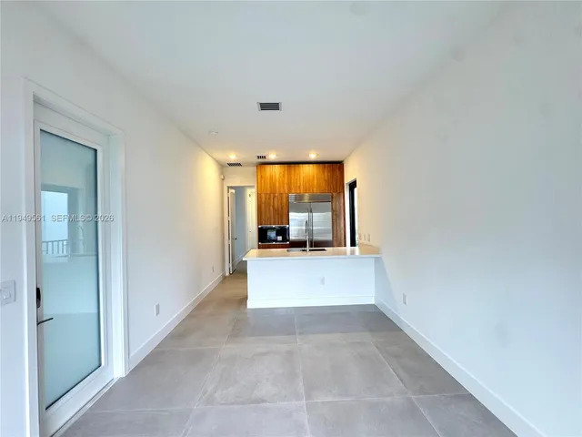 $17,000 | 19749 Northeast 16th Place, Unit 19749, Miami, FL 33179