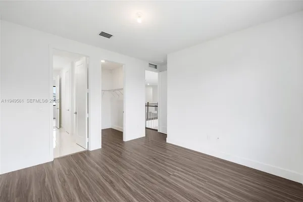 $19,000 | 19749 Northeast 16th Place, Unit 19749, Miami, FL 33179