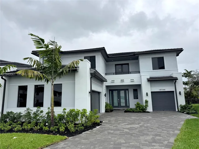 $17,000 | 19749 Northeast 16th Place, Unit 19749, Miami, FL 33179