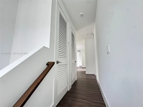 $19,000 | 19749 Northeast 16th Place, Unit 19749, Miami, FL 33179
