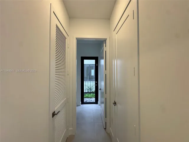 $17,000 | 19749 Northeast 16th Place, Unit 19749, Miami, FL 33179