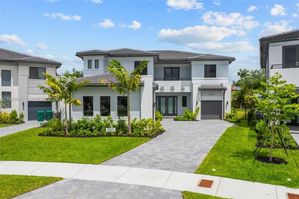 $19,000 | 19749 Northeast 16th Place, Unit 19749, Miami, FL 33179