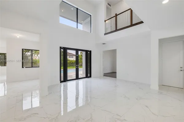 $19,000 | 19749 Northeast 16th Place, Unit 19749, Miami, FL 33179