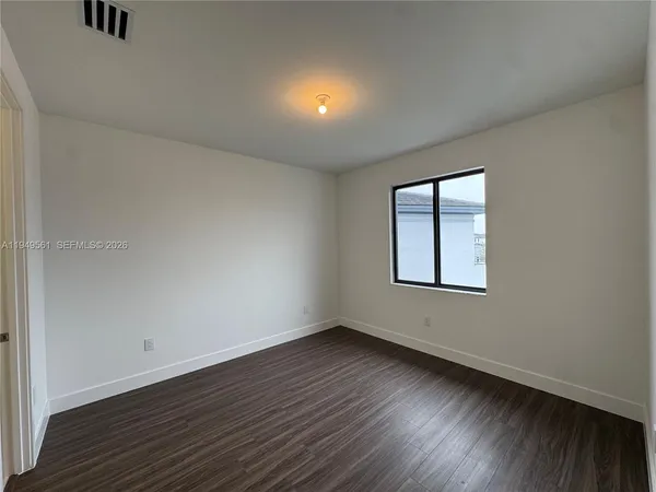 $19,000 | 19749 Northeast 16th Place, Unit 19749, Miami, FL 33179