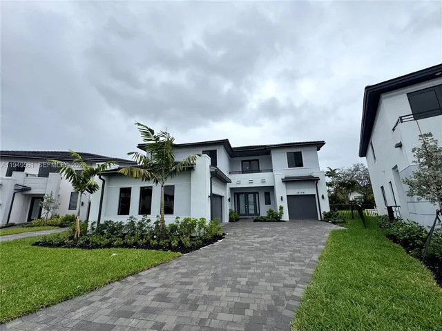 $17,000 | 19749 Northeast 16th Place, Unit 19749, Miami, FL 33179