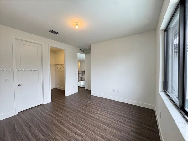 $19,000 | 19749 Northeast 16th Place, Unit 19749, Miami, FL 33179