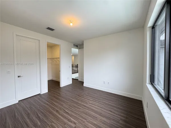 $19,000 | 19749 Northeast 16th Place, Unit 19749, Miami, FL 33179