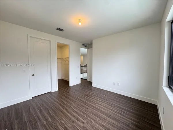 $19,000 | 19749 Northeast 16th Place, Unit 19749, Miami, FL 33179