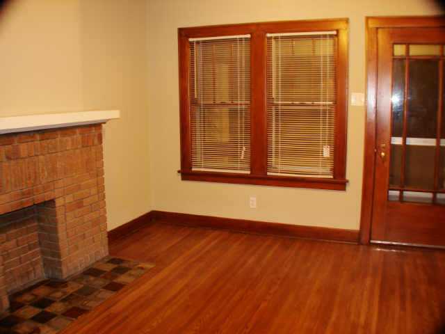1401 Meadow Road Columbus, OH 43212 - Photo 2 of 10