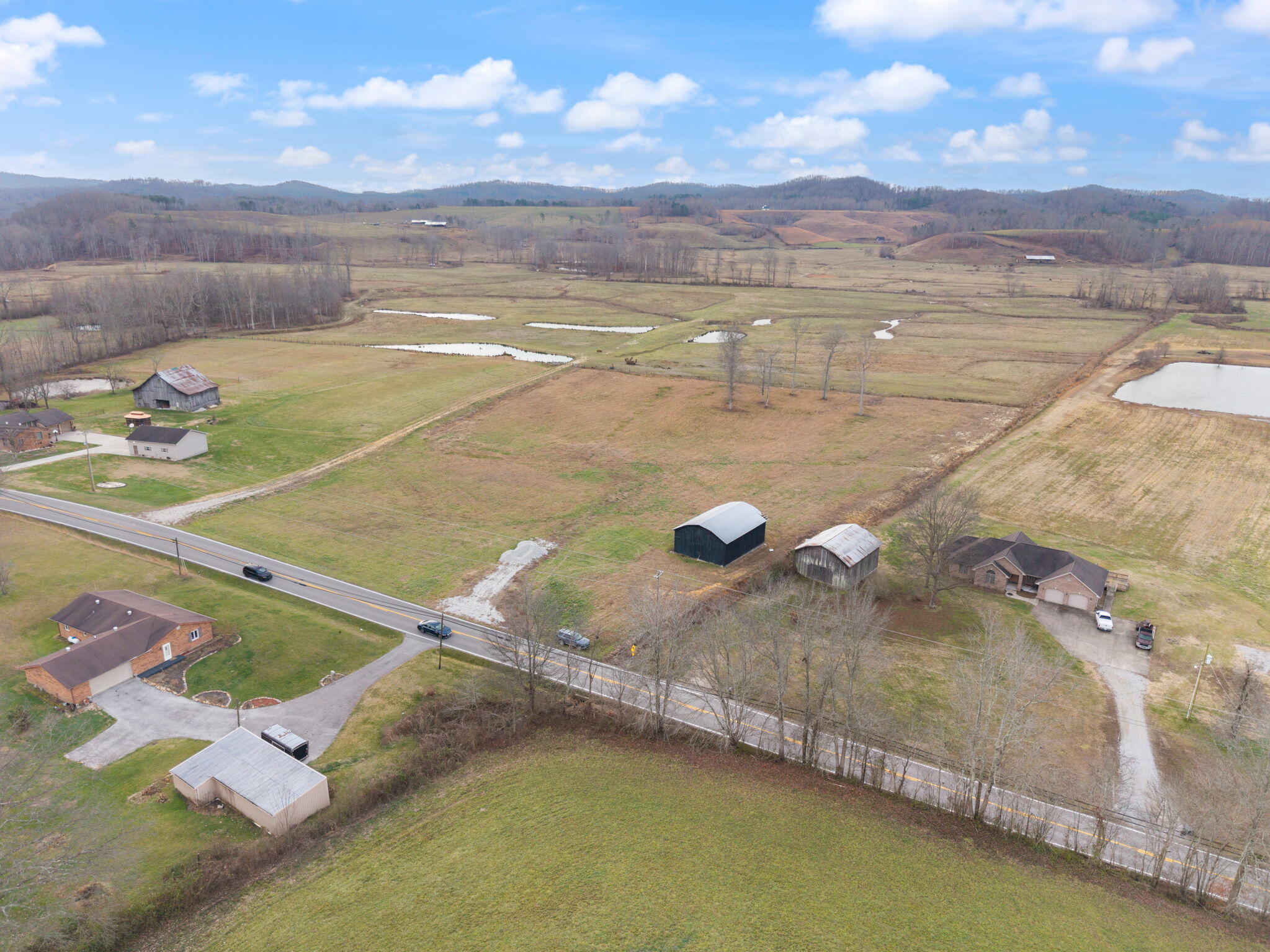 0 East Laurel Road London, KY 40741 - Photo 1 of 36 18-web-or-mls-DJI_20251210100758_0018_D