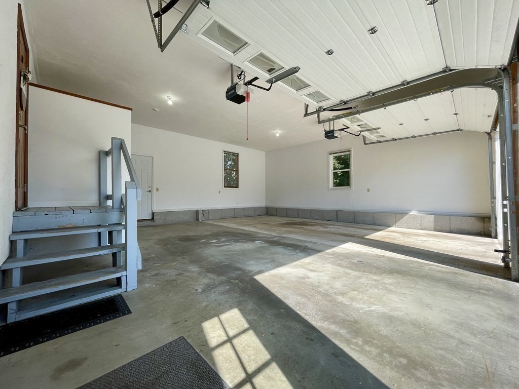 3 Coldbrook Road Millbury, MA 01527 - Photo 23 of 33 Gallery Image 23