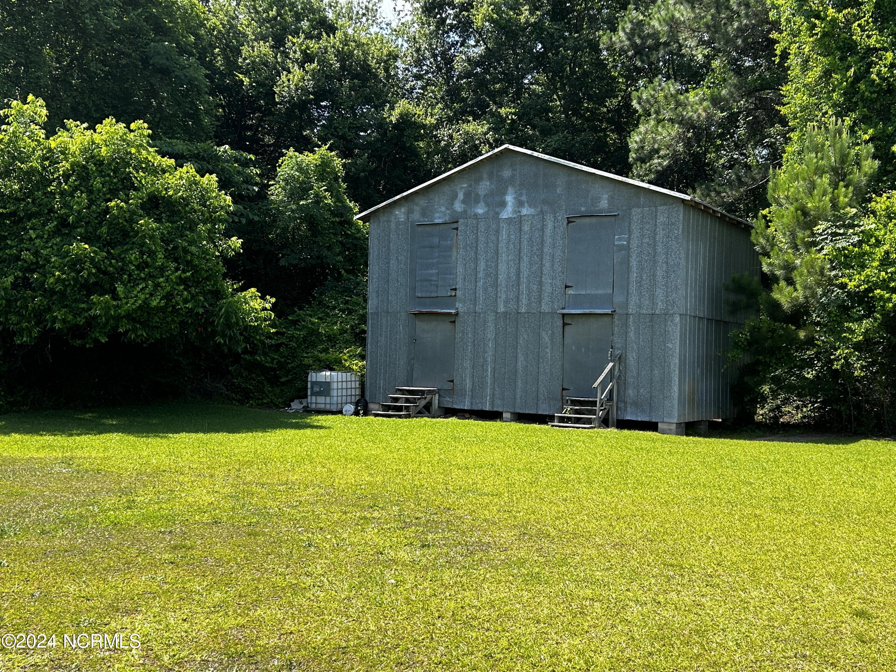 3151 Kilpatrick Road Kinston, NC 28501 - Photo 10 of 25 Pack House