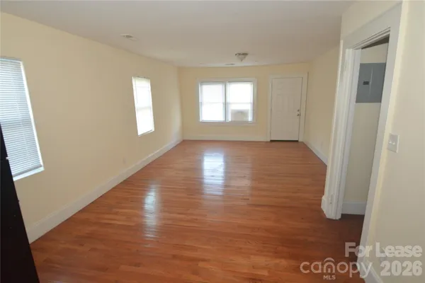 $1,250 | 1537 Hawthorne Lane, Charlotte, NC 28205
