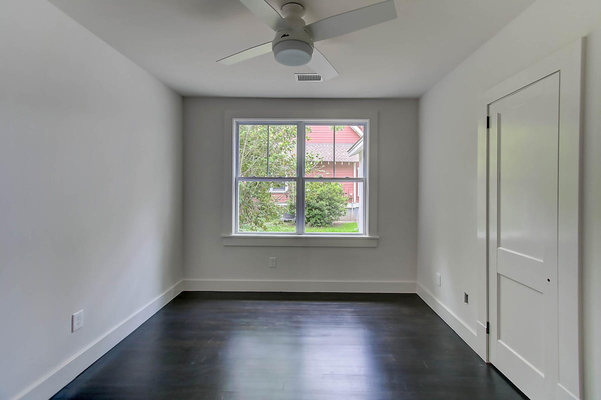 2041 Wappoo Hall Road Charleston, SC 29412 - Photo 24 of 29 2041 Wappoo Hall (12)