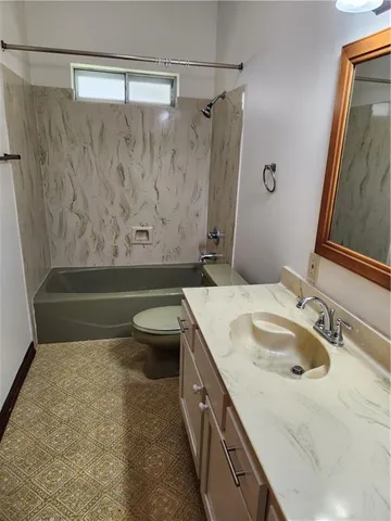 $2,000 | 121 Ridgeway Drive, Metairie, LA 70001