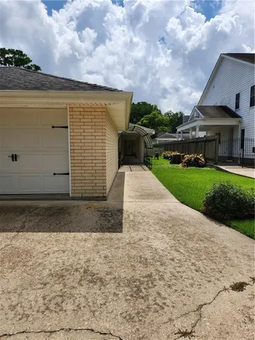$2,000 | 121 Ridgeway Drive, Metairie, LA 70001