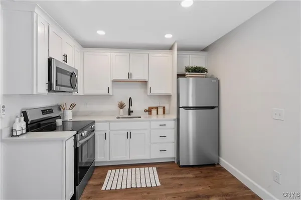 $1,800 | 7891 Areopagitica Avenue, Cicero, NY 13030