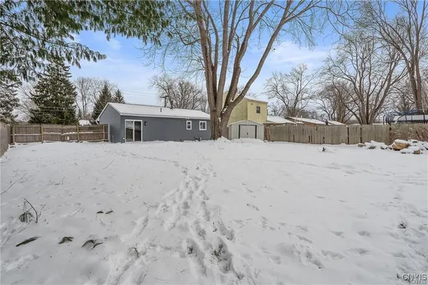 $1,800 | 7891 Areopagitica Avenue, Cicero, NY 13030