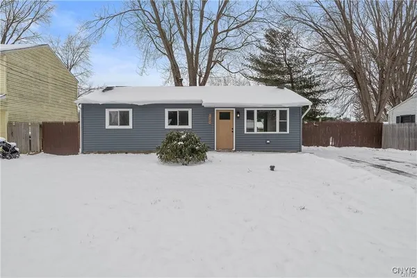 $1,800 | 7891 Areopagitica Avenue, Cicero, NY 13030