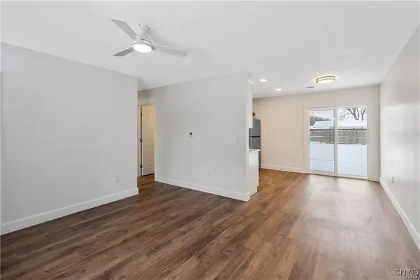 $1,800 | 7891 Areopagitica Avenue, Cicero, NY 13030