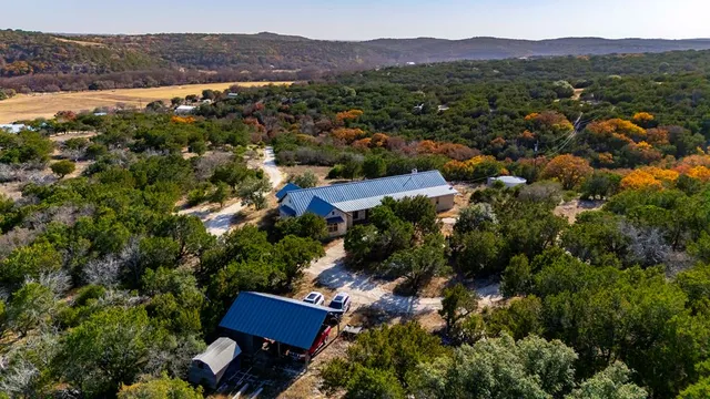 $865,000 | 501 Farm To Market 1340, Hunt, TX 78024