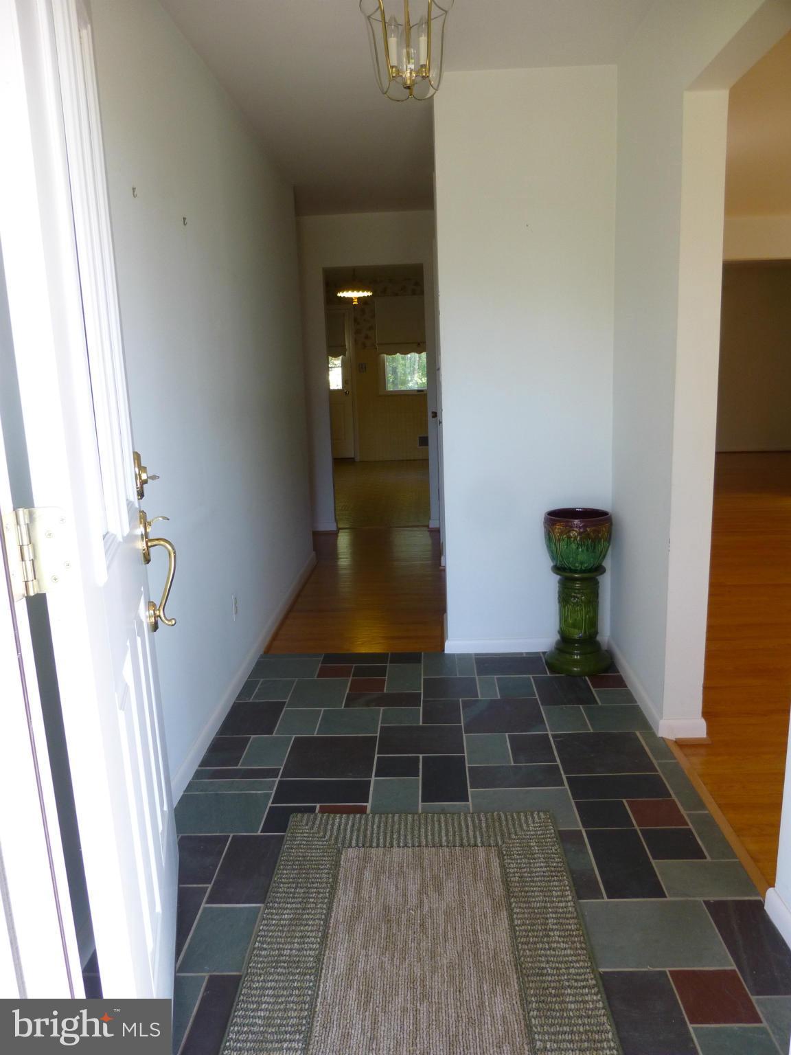 4312 Camellia Road Baltimore, MD 21236 - Photo 2 of 9 Interior (General)