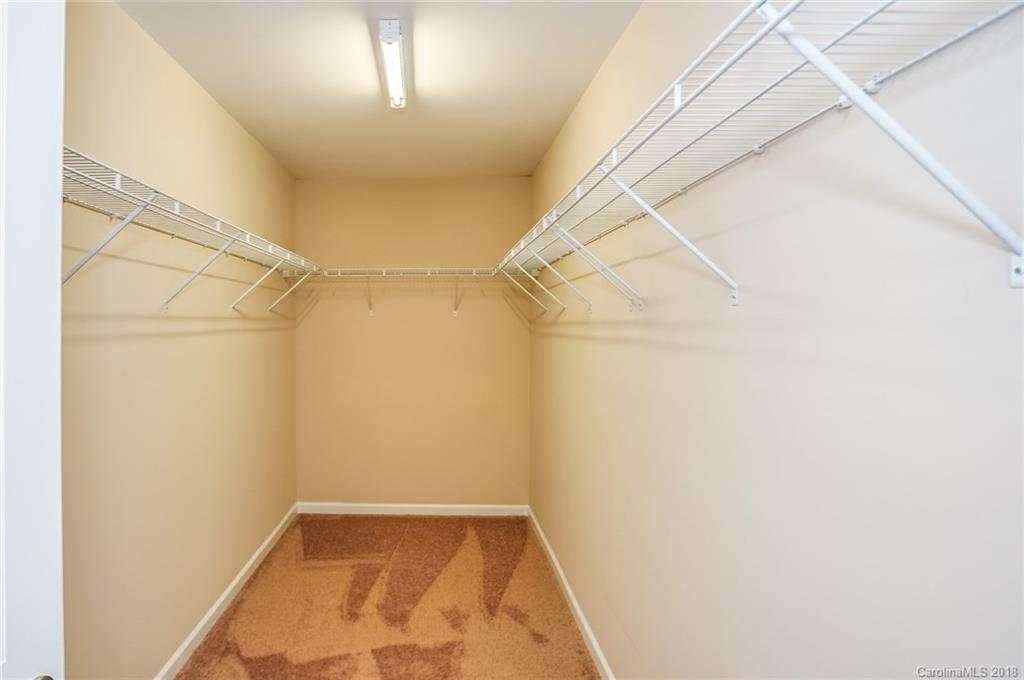 9212 Inverness Bay Road Charlotte, NC 28278 - Photo 12 of 20 Gallery Image 12