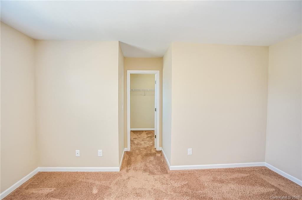 9212 Inverness Bay Road Charlotte, NC 28278 - Photo 14 of 20 Gallery Image 14