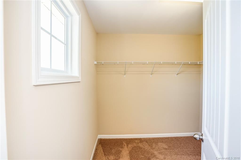 9212 Inverness Bay Road Charlotte, NC 28278 - Photo 15 of 20 Gallery Image 15