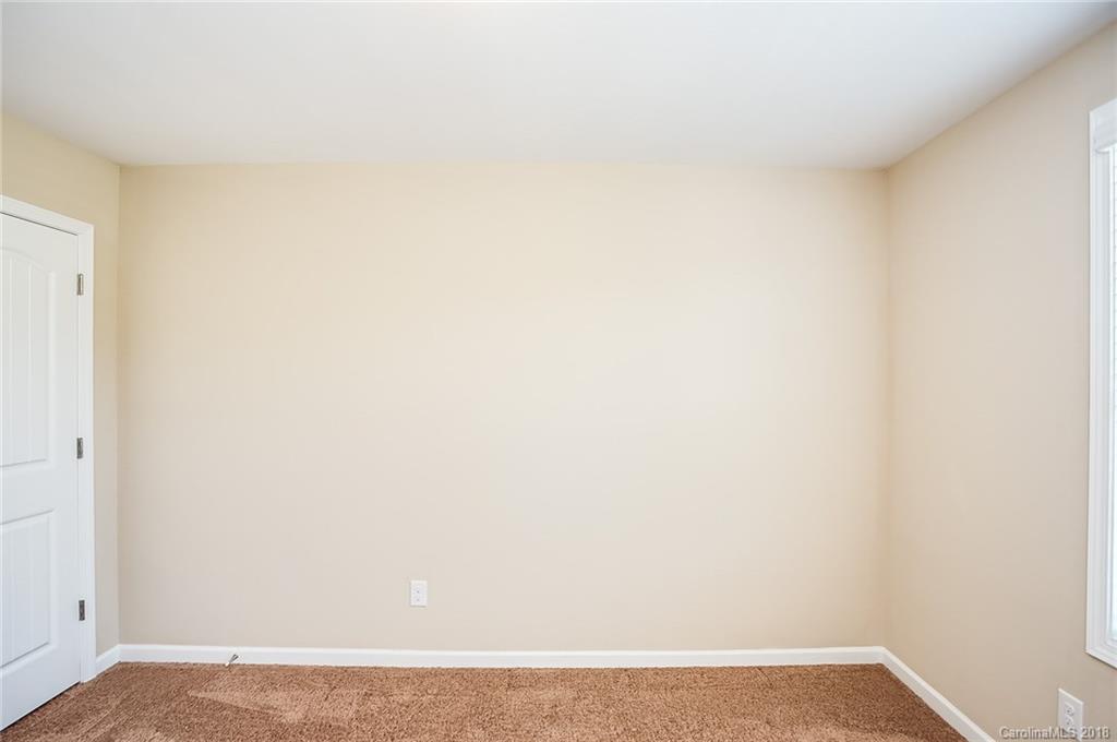 9212 Inverness Bay Road Charlotte, NC 28278 - Photo 16 of 20 Gallery Image 16