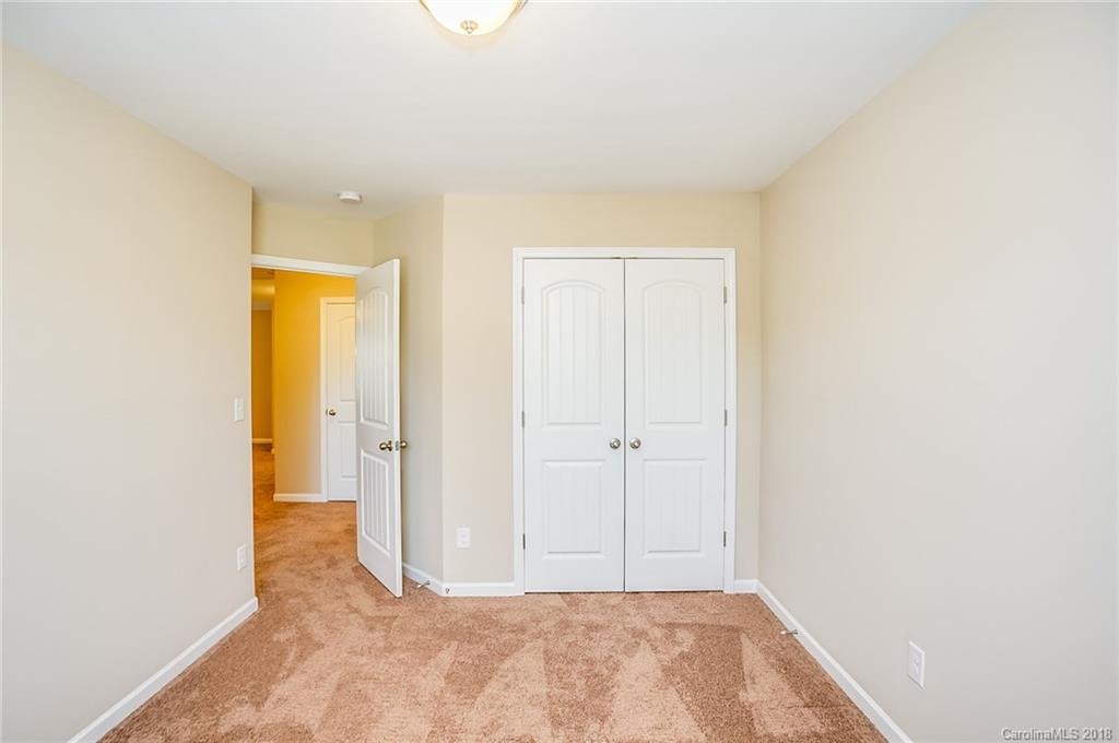 9212 Inverness Bay Road Charlotte, NC 28278 - Photo 17 of 20 Gallery Image 17