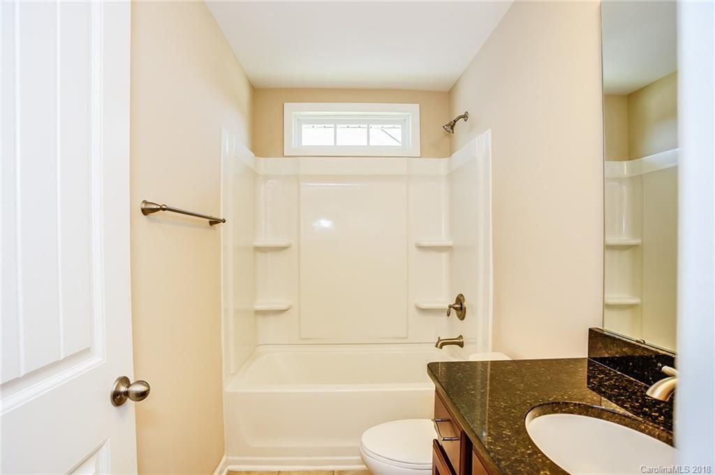 9212 Inverness Bay Road Charlotte, NC 28278 - Photo 18 of 20 Gallery Image 18