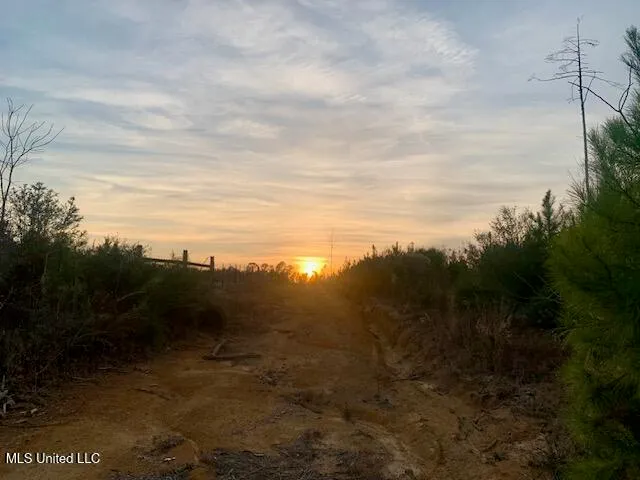 $160,000 | 1906 Southeast Wildwood Lane, Ruth, MS 39662