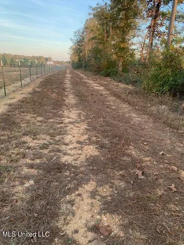 $160,000 | 1906 Southeast Wildwood Lane, Ruth, MS 39662