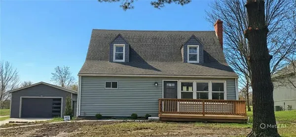 $549,900 | 1600 Country Club Drive, Pleasant Hill, MO 64080
