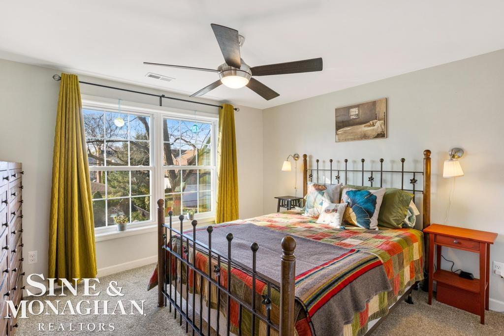 1379 Hampton Road Grosse Pointe, MI 48236 - Photo 17 of 42 50128952-33d07a34-d374-48e0-a8b1-688c41550d31.JPG