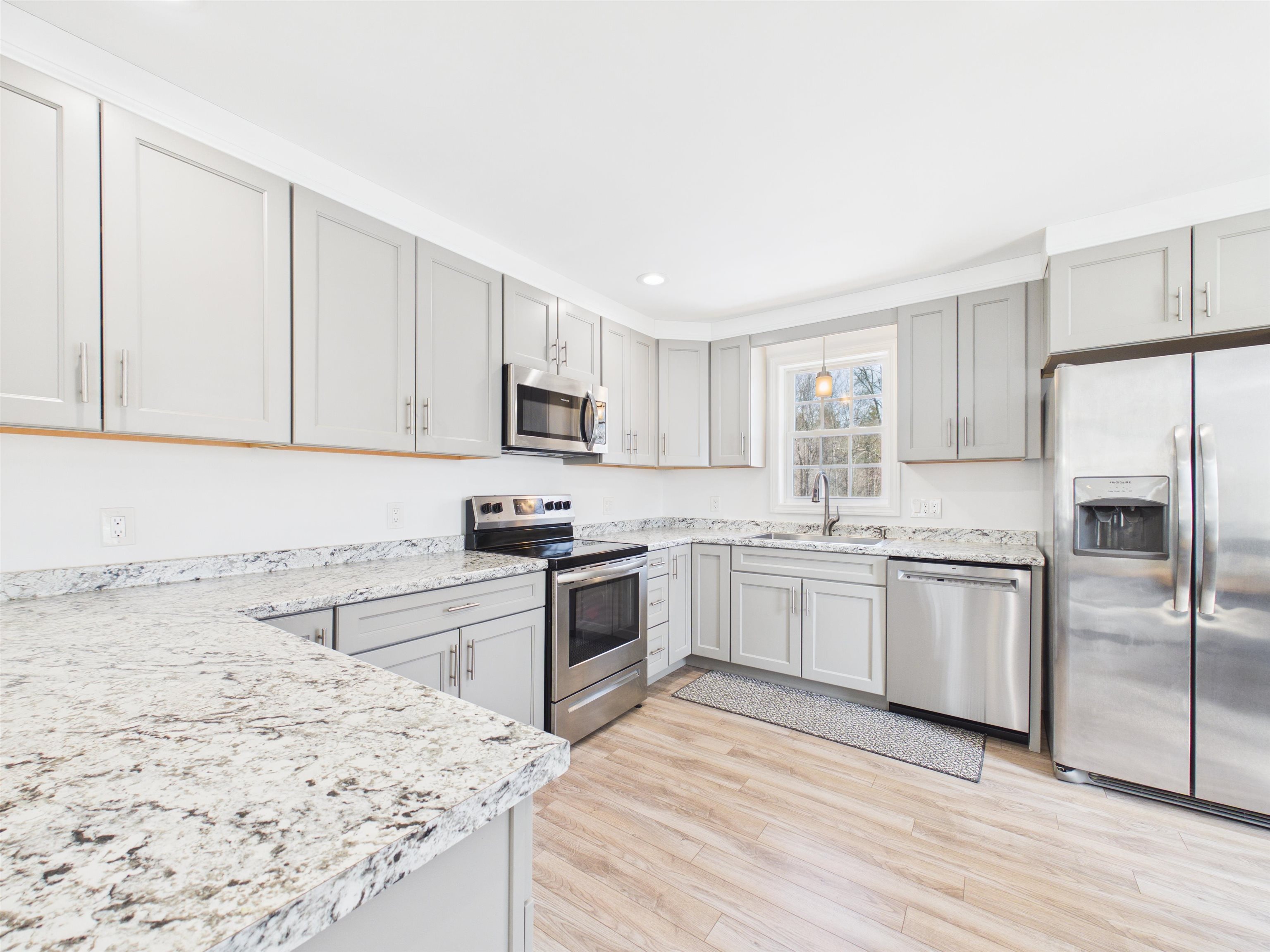 176 Old Chesterfield Road Hinsdale, NH 03451 - Photo 19 of 39