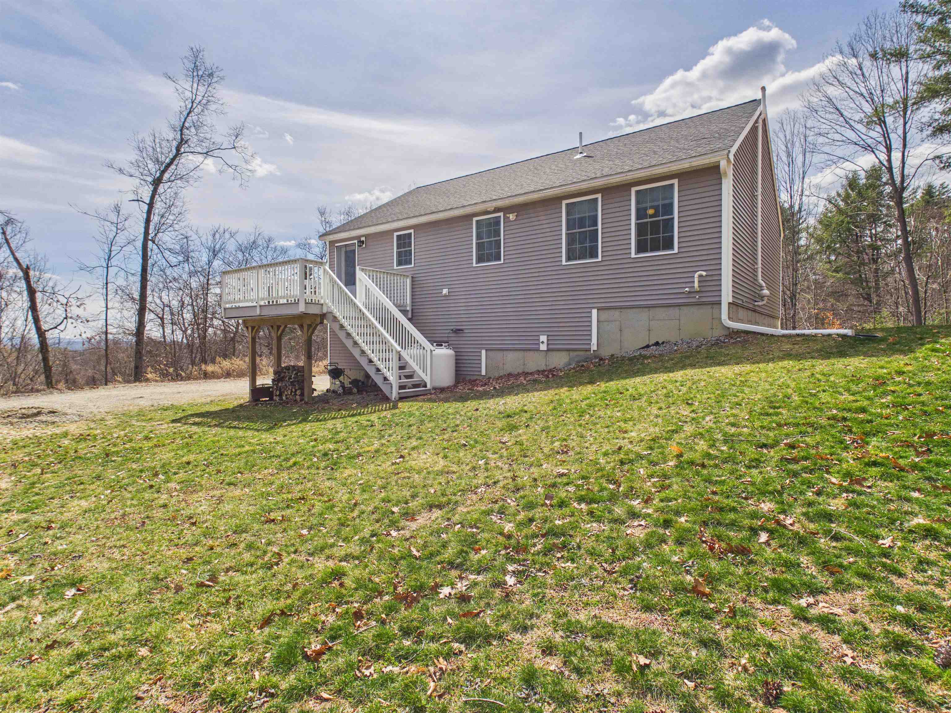 176 Old Chesterfield Road Hinsdale, NH 03451 - Photo 32 of 39